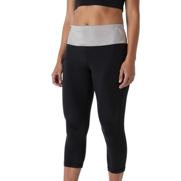 Lululemon Athletica Black Gray Crop Leggings Size 6 - Picture 9 of 9